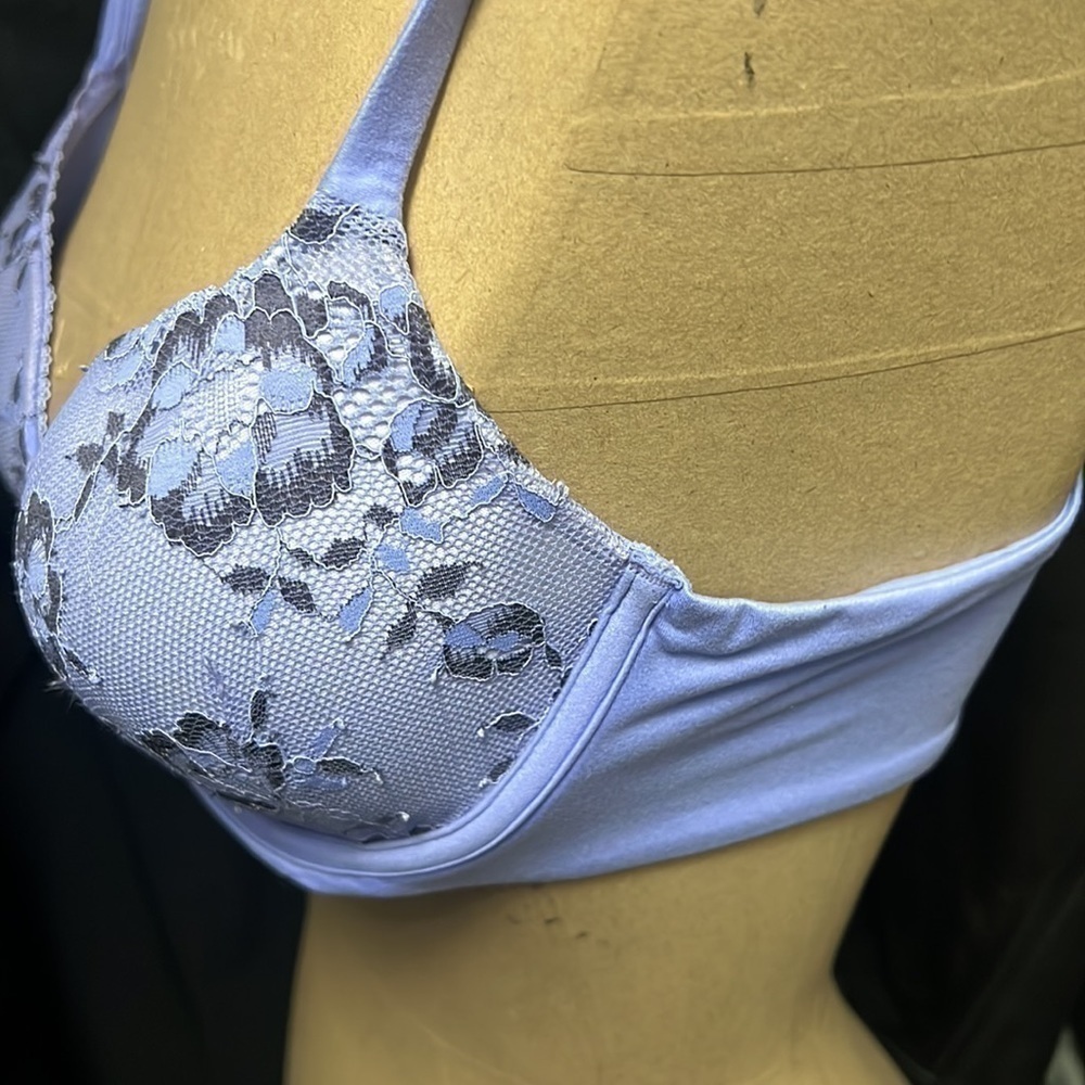 Victoria’s Secret Body by Victoria lined semi bra 34C - Picture 3 of 7